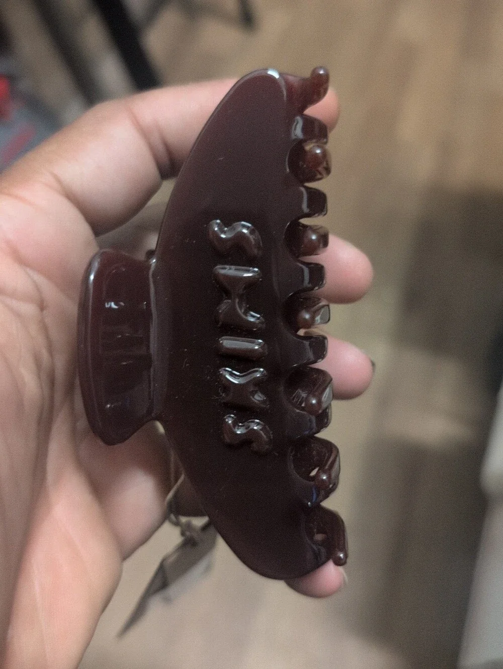 Women's SkIMS Henna Claw Hair Clip